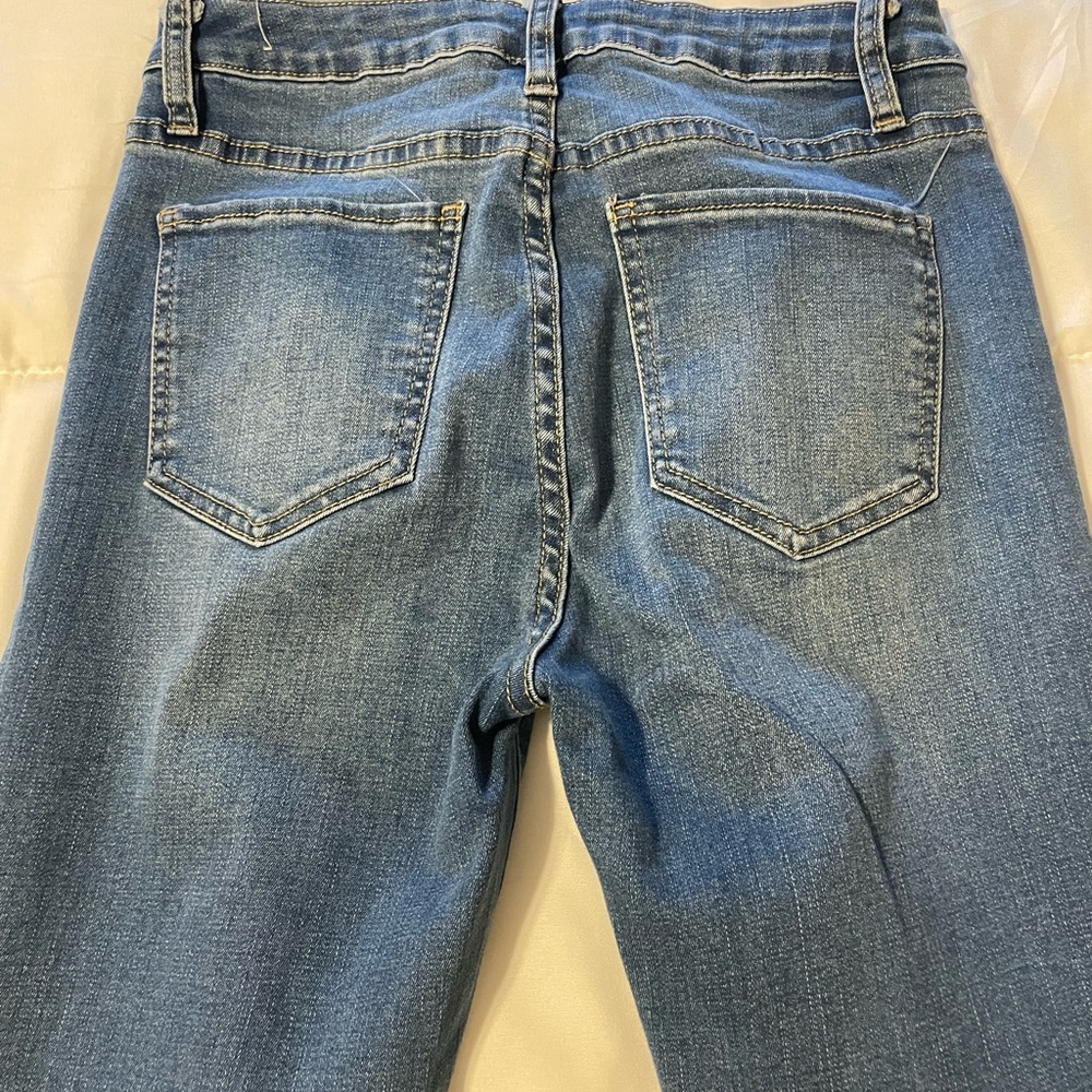 Jean Bundle !!Great Price!! - Picture 4 of 7